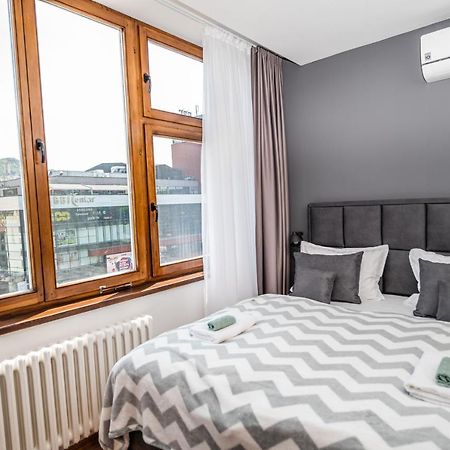 Modern And Bright Apartments - Main Street Σαράγεβο Εξωτερικό φωτογραφία