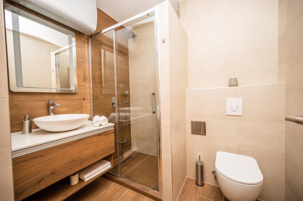 Modern And Bright Apartments - Main Street Σαράγεβο Εξωτερικό φωτογραφία