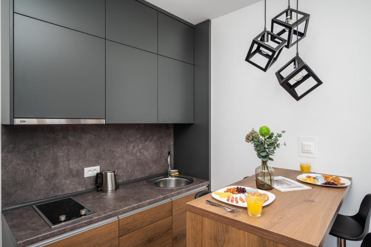 Modern And Bright Apartments - Main Street Σαράγεβο Εξωτερικό φωτογραφία